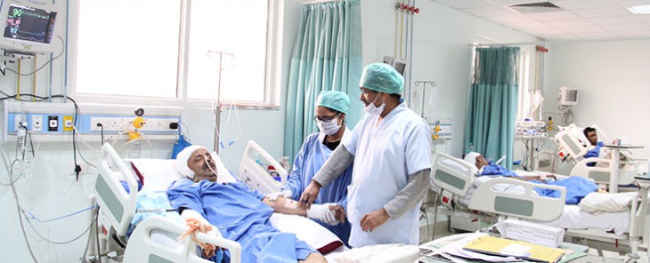 जानिए क्यों खड़े होकर इलाज करते रहें डॉक्टर जानिए क्यों खड़े होकर इलाज करते रहें डॉक्टर