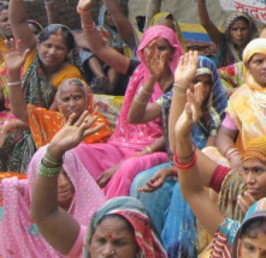 Central Government launches new scheme for self-help groups member