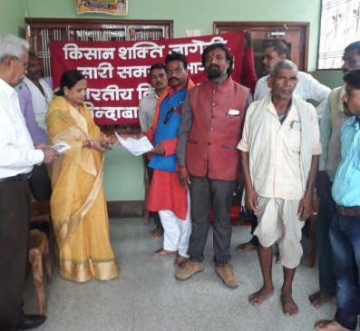 Farmers protest against MP government in shahdol