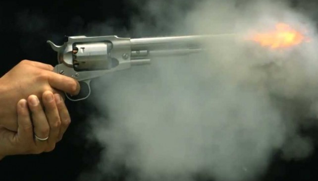 Man shot and death in riwa court