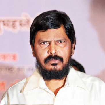 खेलों में मिले 25 प्रतिशत आरक्षण, केंद्रीय मंत्री आठवले की मांग खेलों में मिले 25 प्रतिशत आरक्षण, केंद्रीय मंत्री आठवले की मांग