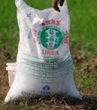 Unaware of knowing the fertilizer and department being sold without license