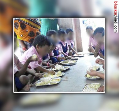 worms found in milk packets of Anganwadi center, peoples representatives made panchnama