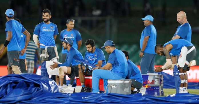टीम इंडिया को खब्बू फ़ास्ट बॉलर की तलाश