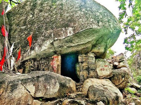 Gachchiroli is a symbol of love in Tipagadh Fort Know specialty Gachchiroli is a symbol of love in Tipagadh Fort Know specialty