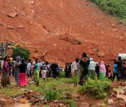 massive landslide in Sierra Leone, 500 dead, more than 800 missing