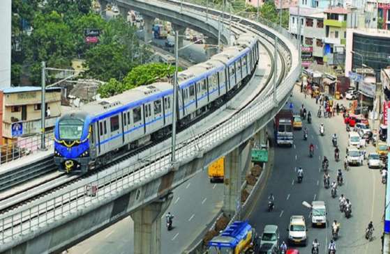 Chief Minister Devendra Fadnavis inaugurated the trial run of My Metro in nagpur