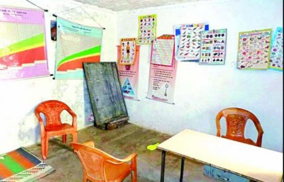Children and pregnant women trouble by the strike of Anganwadi workers