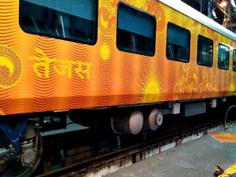 26 Tejas Express passengers taken ill after eating breakfast, 3 in ICU