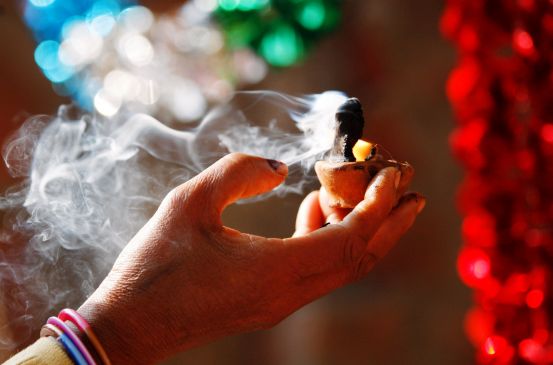benefits of smoke,dhunaa According to the religion, use these 5 tips