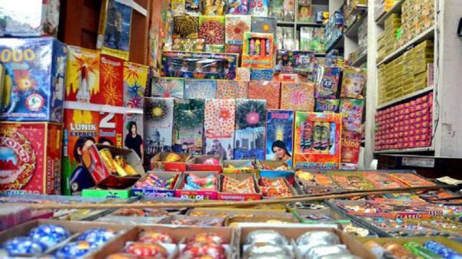 Every year 5,700 peoples becomes blind due to the firecrackers