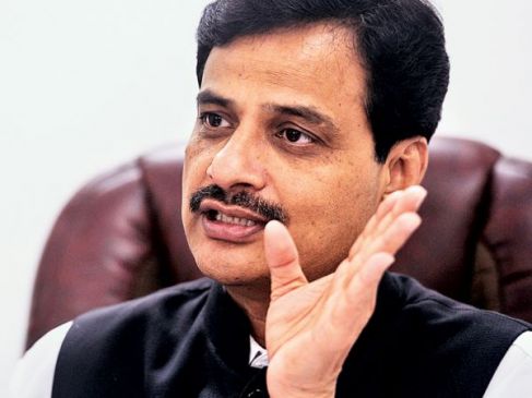 Home Minister Ranjit Patil gets relief from Bombay High court