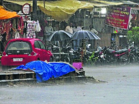 It rained on Monday morning in Nagpur city