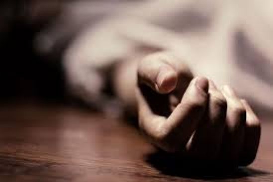 Kerala couple Commits suicide in a hotel of south Delhi.