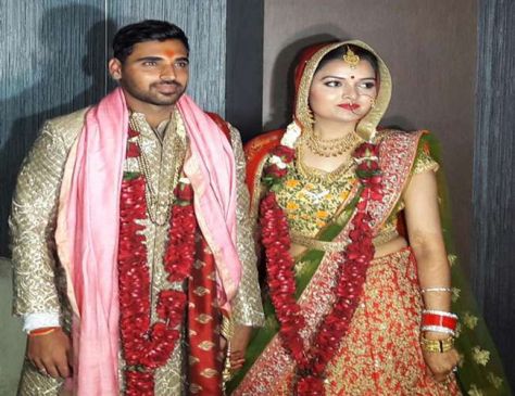 भुवनेश्वर चढ़े घोड़ी, बचपन की दोस्त नुपुर के साथ लिए सात फेरे