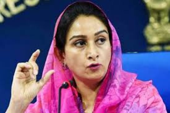 वंदे मातरम् को लेकर मोदी खेमे में रार, मंत्री बोलीं - कॉलेज का नाम बदलने वाले अपना नाम बदलें