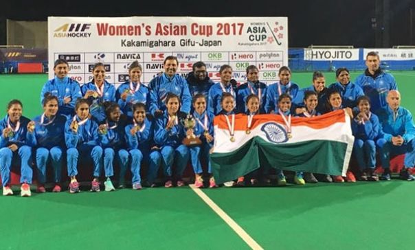 Hockey india announced 1-1 lakhs rupee to asia cup winner women team