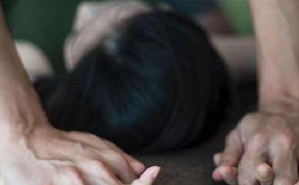 hotel manager raped with a woman