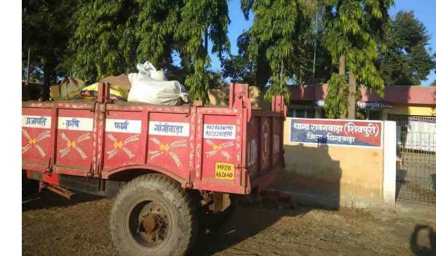 illegal sand mining in pench river in koylanchal