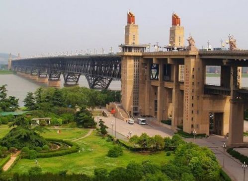 सुसाइड के लिए फेमस हुए WORLD के ये 3 सुंदर प्लेस