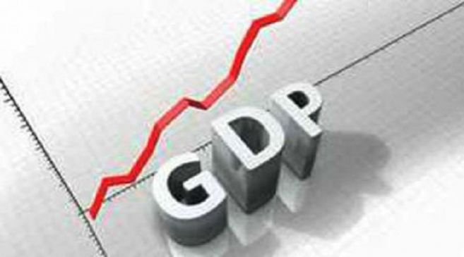 गुजरात चुनाव के पहले मोदी को झटका, एडीबी ने गिराई जीडीपी वृद्धि दर