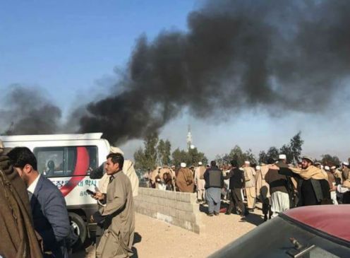 Afghanistan : Suicide bomb blast during funeral of former governor