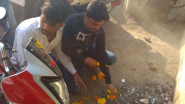 Again Controversy over Godses statue in Satna