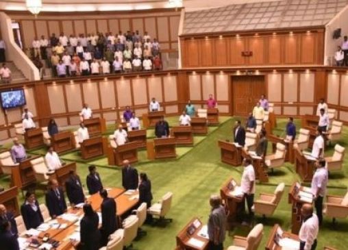 Although BJP in government, but habits are still like opposition