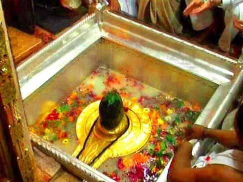बाबा विश्वनाथ देते हैं तारक मंत्र, सिर्फ काशी में ही खुलता है मुक्ति का मार्ग