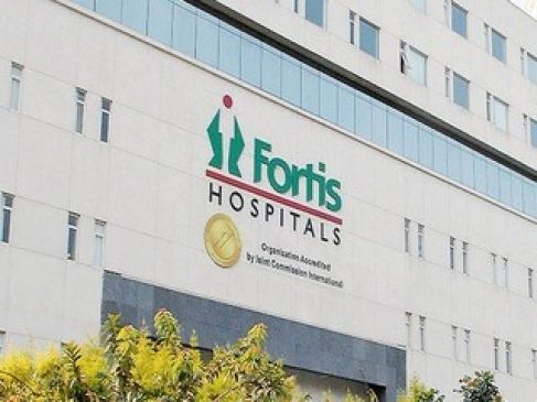 Fortis hospital gurgaon farmer stone treatment bill of 36 lakh rupee