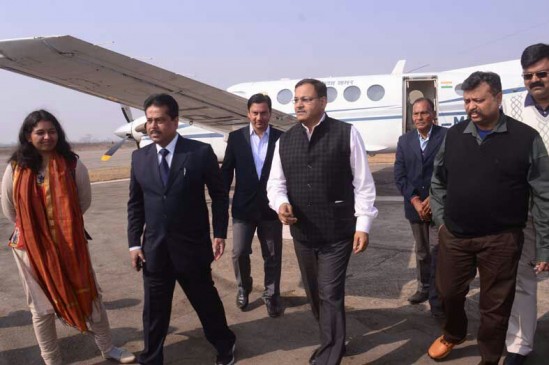 chief Secretary VP Singh of mp warn to officers