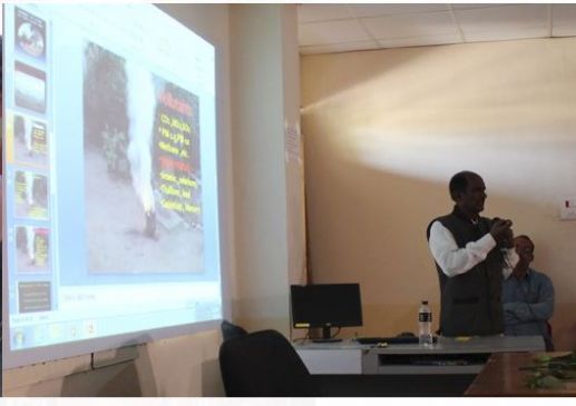 Digital training workshop: teachers need digital training
