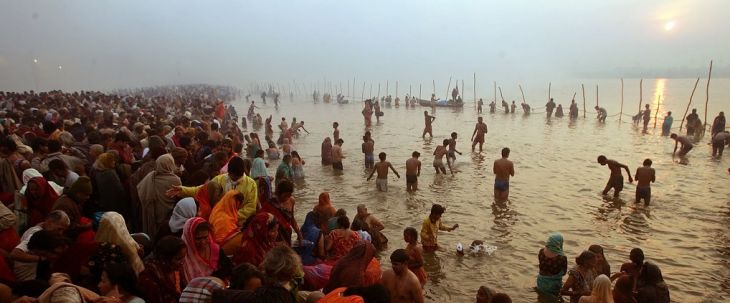 Gangasagar Mela is a popular festival in the Kolkata and india Gangasagar Mela is a popular festival in the Kolkata and india