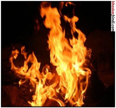 देवरिया: स्कूल प्रबंधक के बेटे की छेड़खानी से तंग छात्रा ने खुद को जलाया, मौत