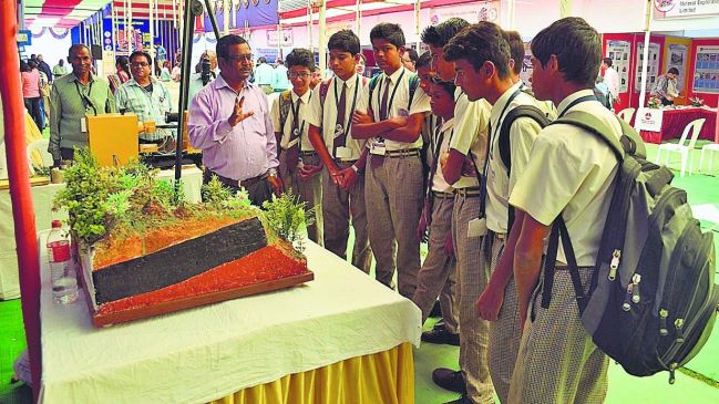Science expo for research information in Raman Science Center in nagpur