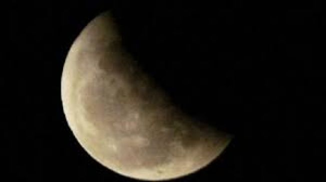 Temples closed due to first lunar eclipse, pooja stopped