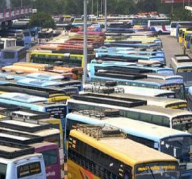 100 buses hire to bring people in government program in Budhaar