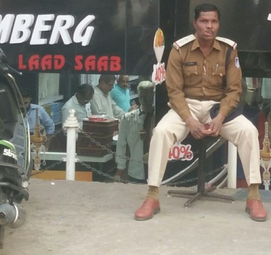 A man burnt suicide with lover girl in chhindwara district