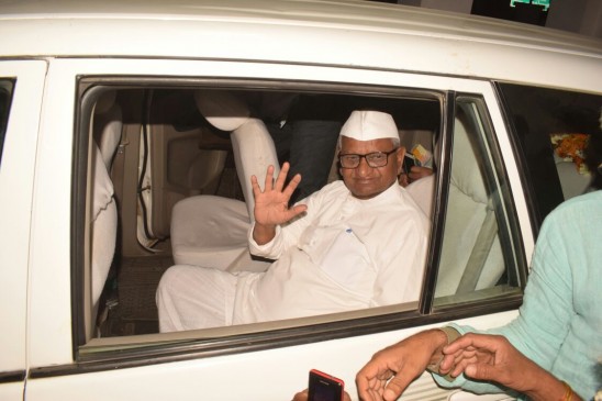 Anna hazare on 1st mp visit says it is not a part of election strategy