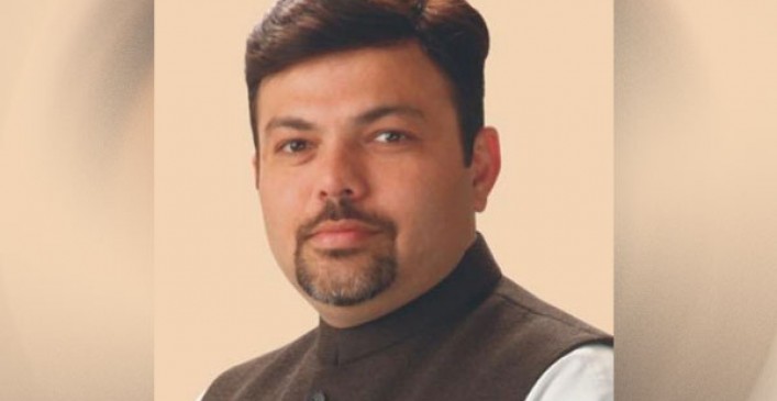 Ashwesh Deshmukh say CM Devendra Fadnavis not serious on Vidarbha issue