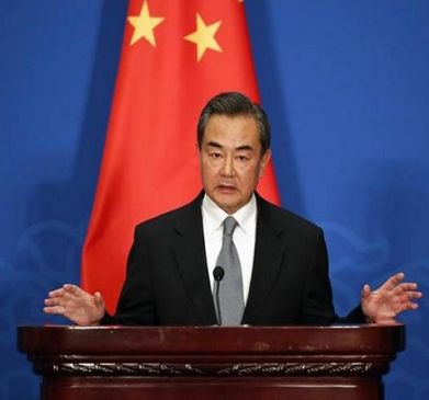 Chinas Foreign Minister says, We want good relations with India