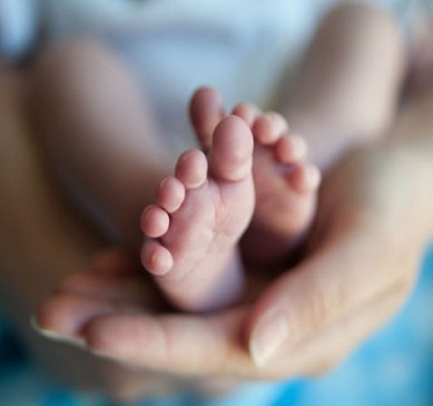 HC asked question to MMCs birth certificate for Test tube baby