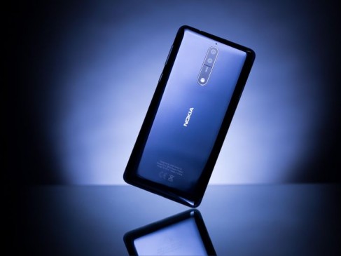 The Nokia 8 has now started receiving Android 8.1 Oreo update.
