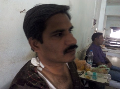 Attack of suspected thieves in closed mine of chhindwara mp