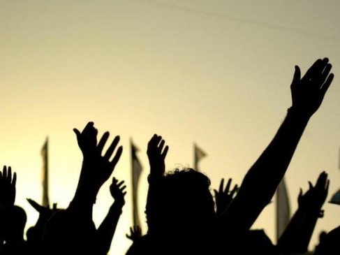 BJP MLAs protest against his Shivraj singh government for farmers