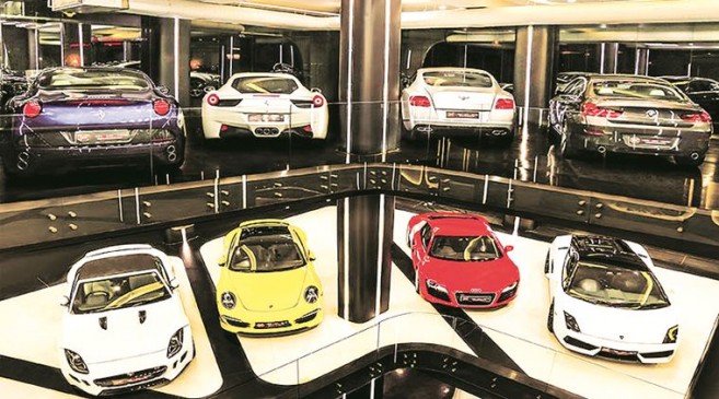 Disadvantage in tax collection on overseas cars, loss of 16.61 lakhs to the department