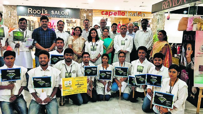 Earth Hour Connect to Earth Day celebrated in nagpu, Lets Off Energy Savings Message