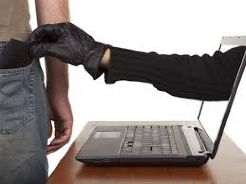 The young man, who was victimized online fraud of 7.70 lakh