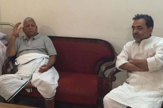 दिल्ली एम्स में लालू से मिले मोदी के मंत्री उपेंद्र कुशवाहा, सियासी अटकलें तेज