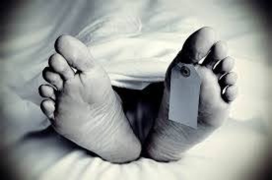 Avoid tampering 12 year old girl jumped from four-storey building